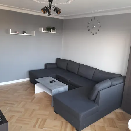 Mieszkanie Na 6 Osob Na Ulicy Matejki * Świnoujście